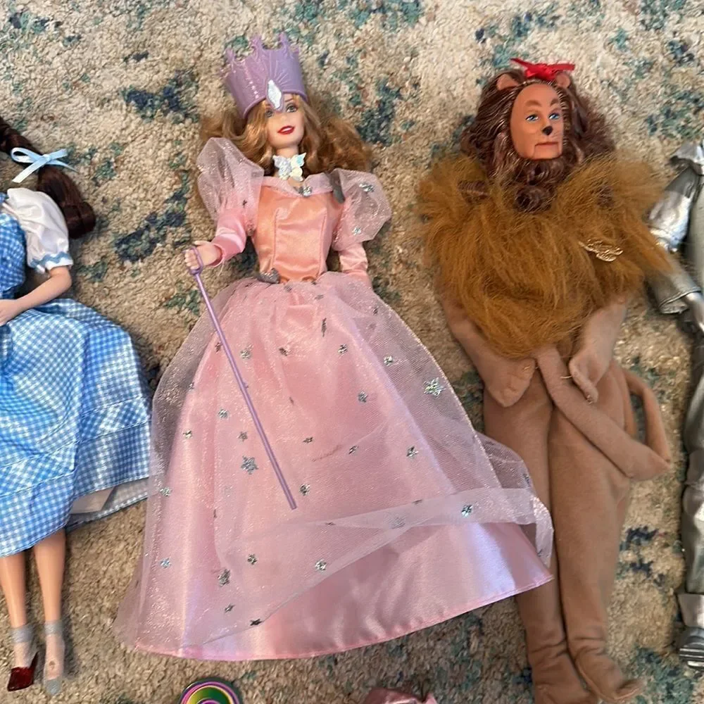 1990s Barbie Wizard of Oz Collector Lot with Munchkins& Talking Dorothy & Glinda